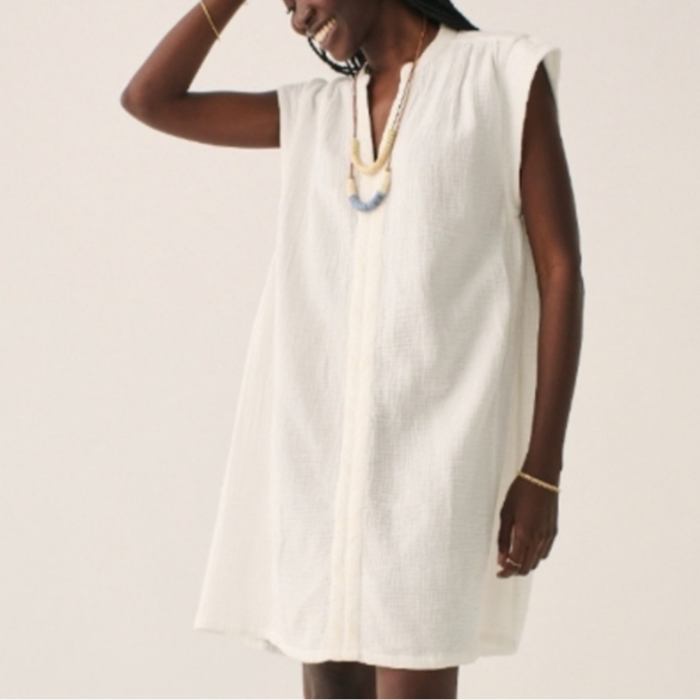 Faherty Cream Sleeveless Textured Shift Dress